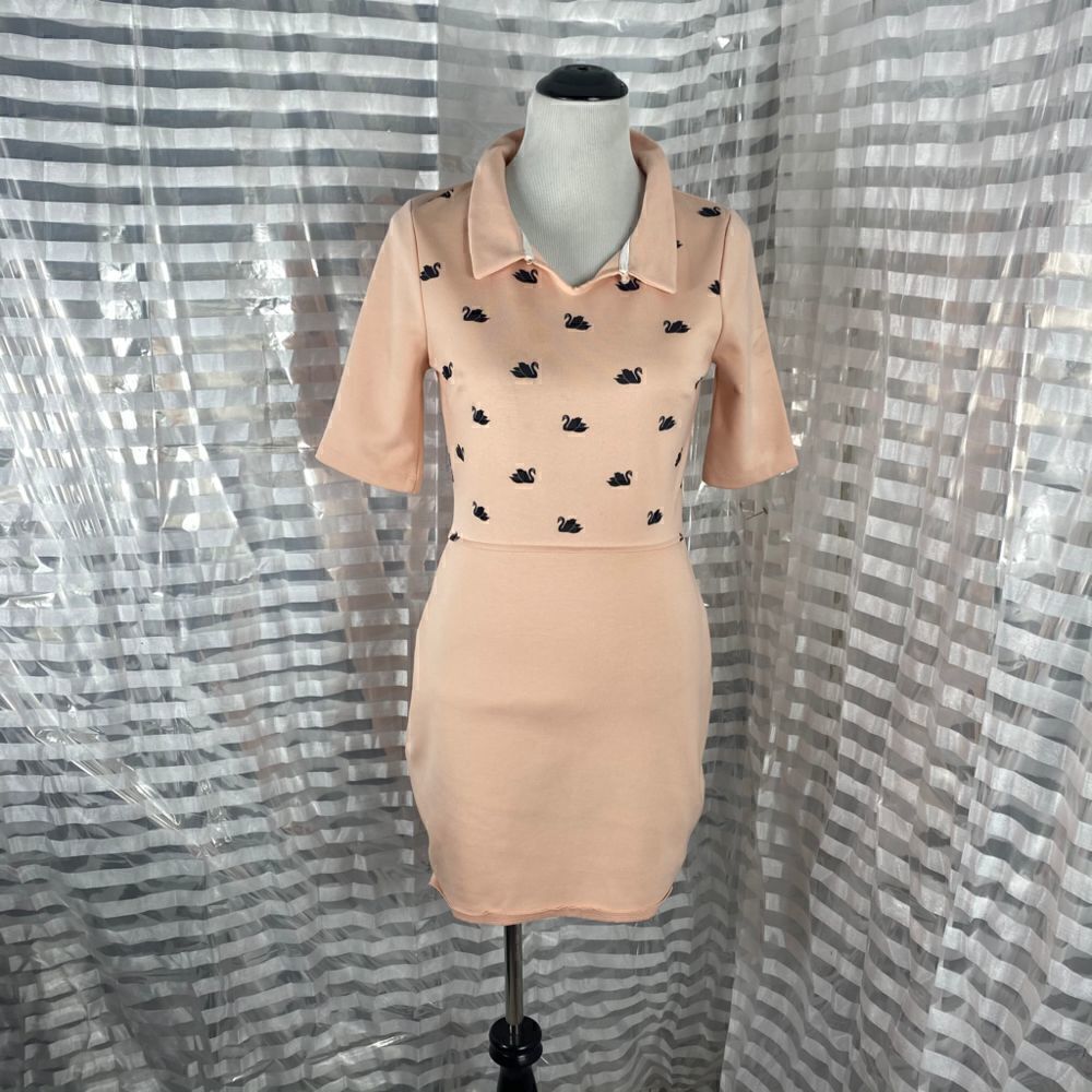 Harkel Pink Swan Adorned Casual Dress